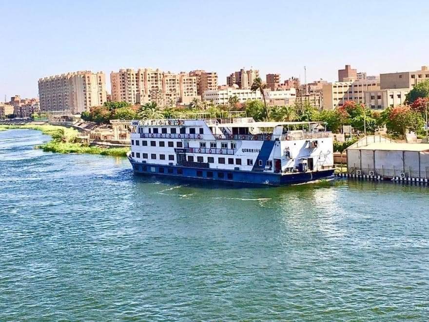 Queen Isis Floating Hotel Al Minya Buitenkant foto