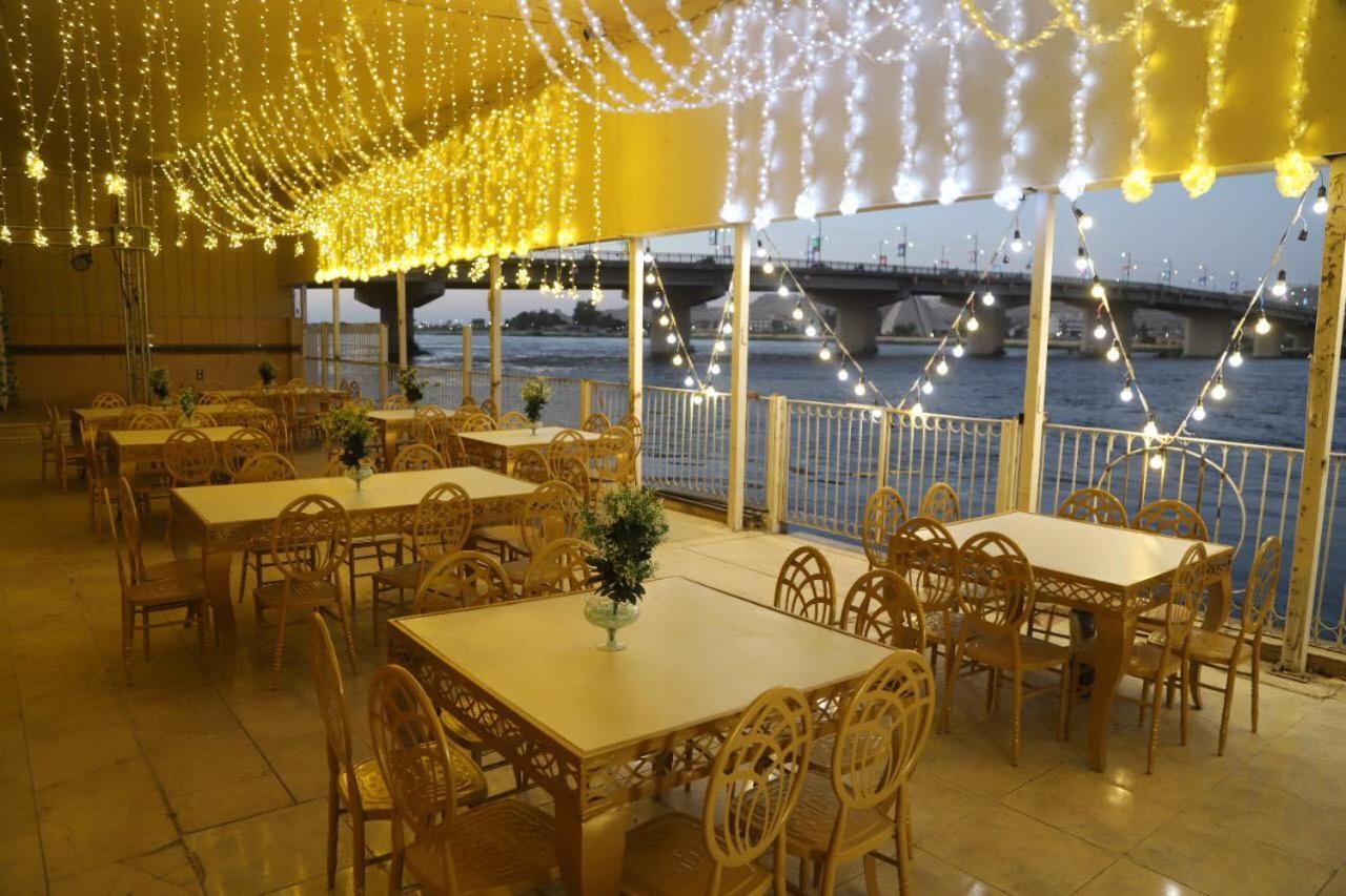 Queen Isis Floating Hotel Al Minya Buitenkant foto